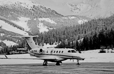 aircraft-3020976_640
