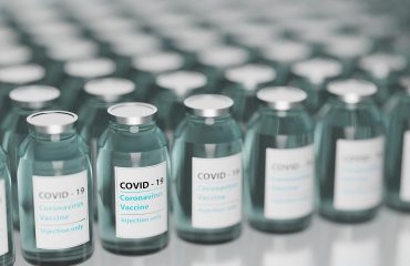 vaccine-5895477_1280